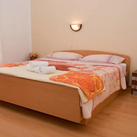 Novigrad 7108b *